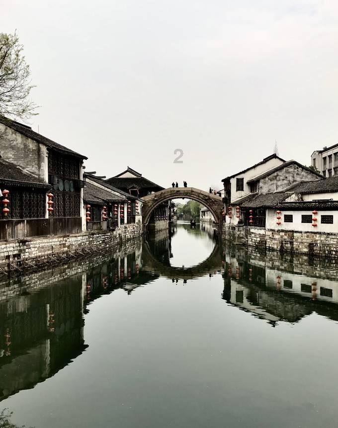 人民日报、人民网探访新疆乌什县亚曼苏乡中心幼儿园安置点(图)