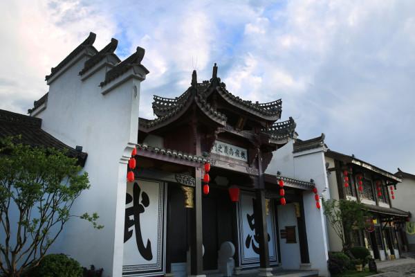 瑞士外长:没有俄罗斯的参与就无法和平解决乌克兰冲突